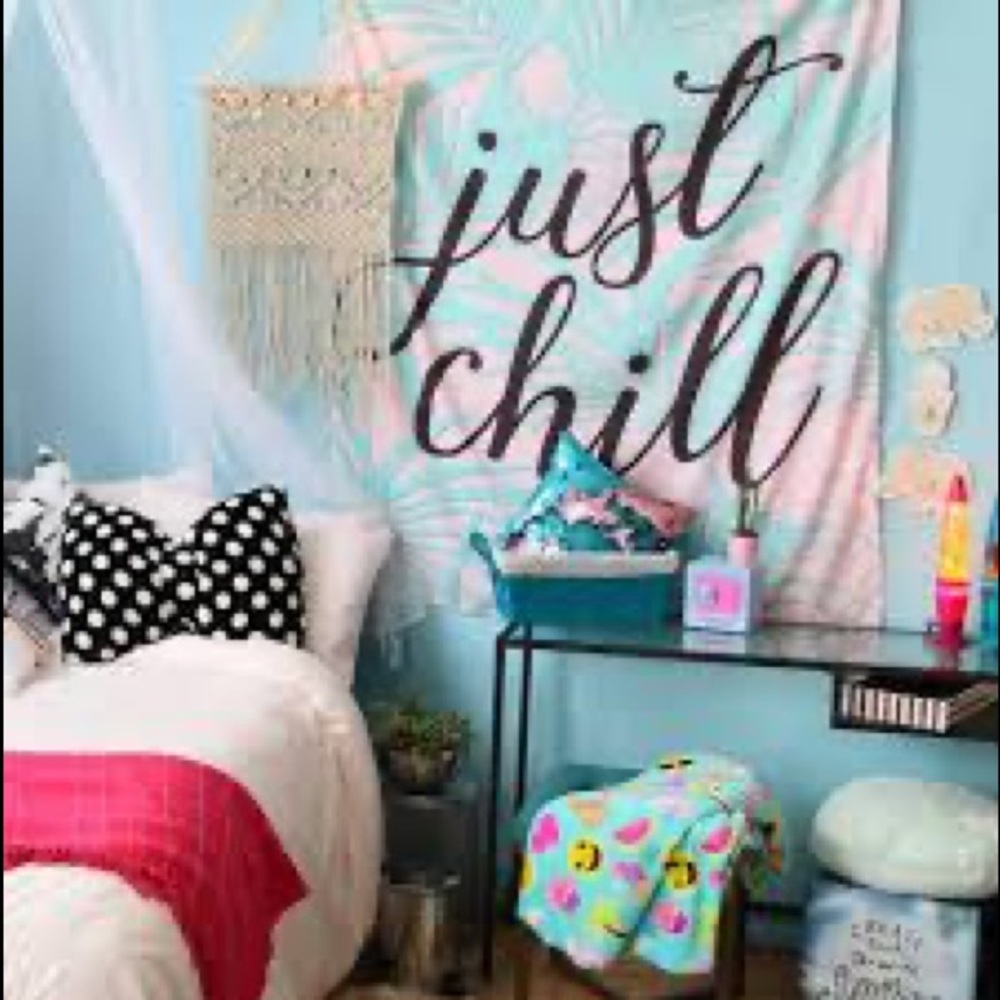 “Just chill” wall tapestry